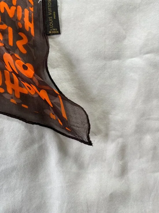 Louis Vuitton Stephen Sprouse Limited Edition Graffiti scarf - Picture 7 of 8